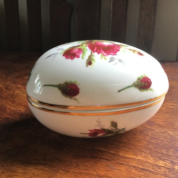 Lovely collectible Hammersley fine bone china Egg/Trinket Dish Floral design - Picture 2 of 6